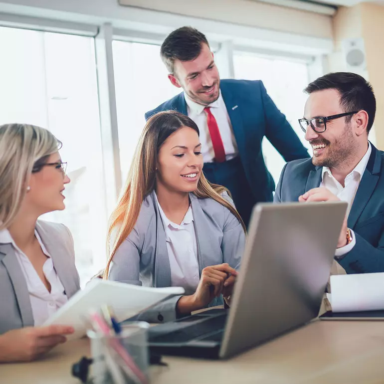 Net lease experts chatting