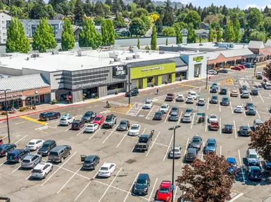 185,760-sq-ft. multi-tenant retail center