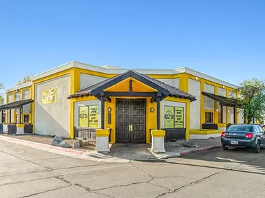 DJ's Sports Bar and Grill