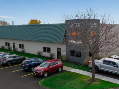 Single-Tenant Industrial Flex Building